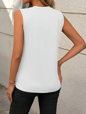 Round Neck Sleeveless Tank (S-2X)